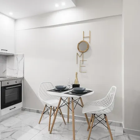 Danae, The Luxury Apartmán *
