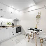 アパート Danae, The Luxury テッサロニキ