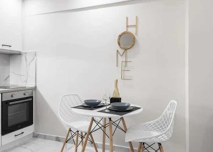 Danae, The Luxury Apartment *